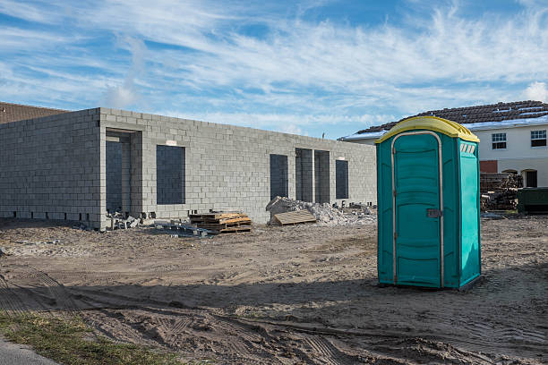 Best Portable toilet rental cost  in Lenexa, KS
